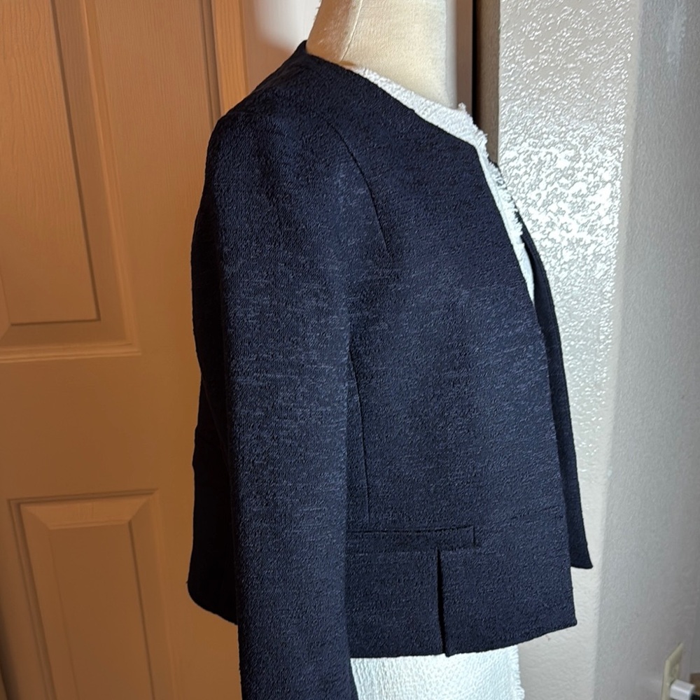 Ann Taylor Blue Blazer with Textured Fabric and Streamlined Design - Picture 6 of 8
